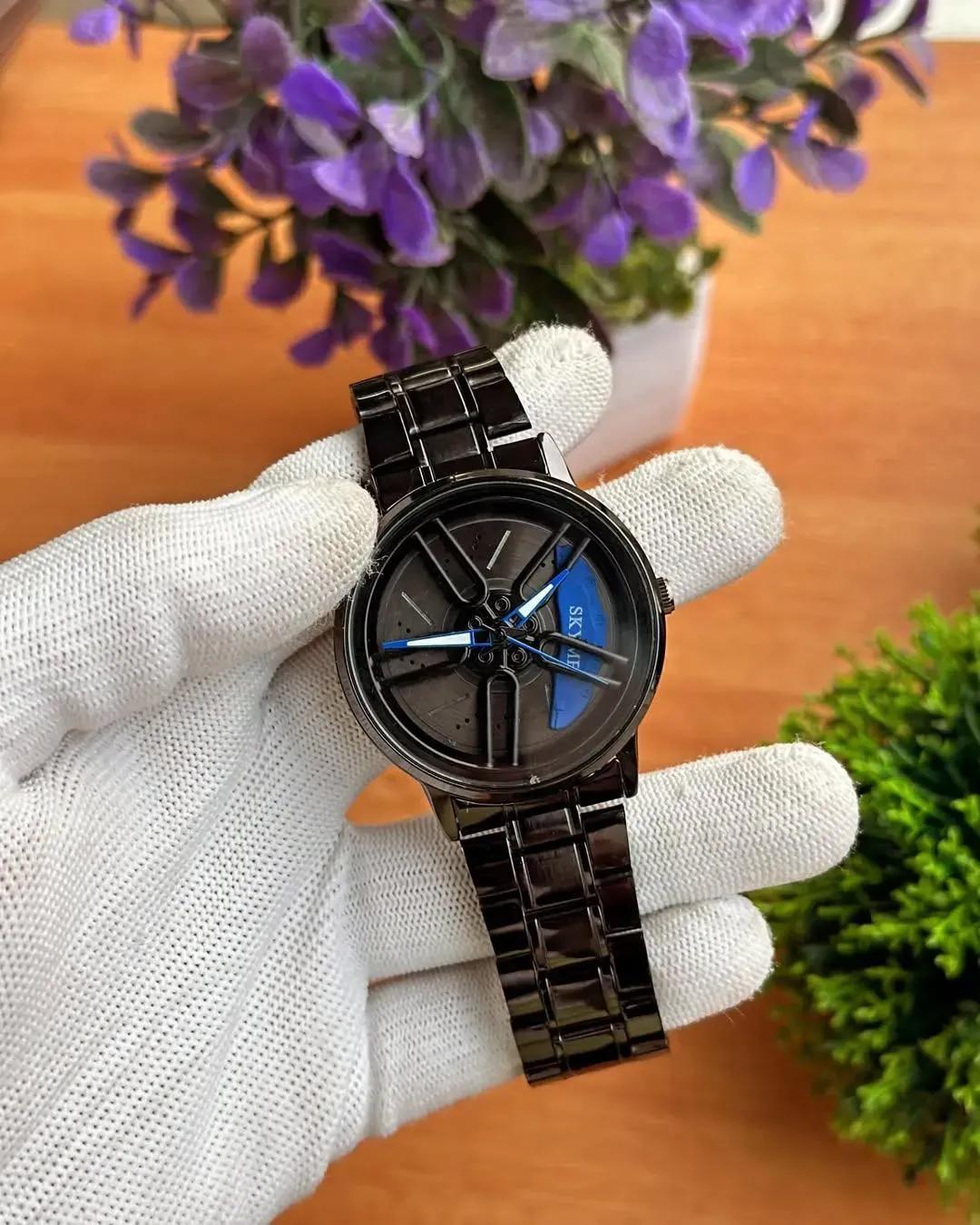 New stylish BMW wheel watch