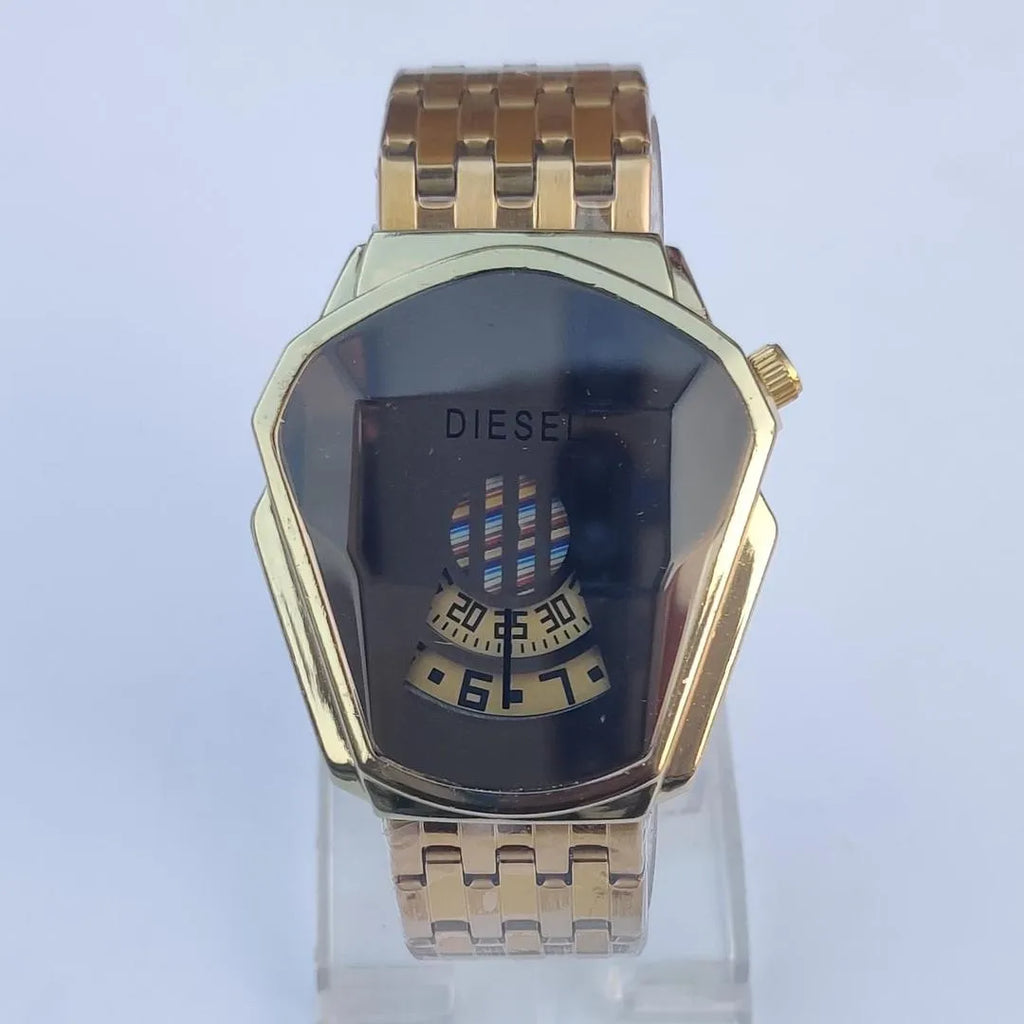 Diesel Men Stainless Steel Analog Watch Gold Bracelet