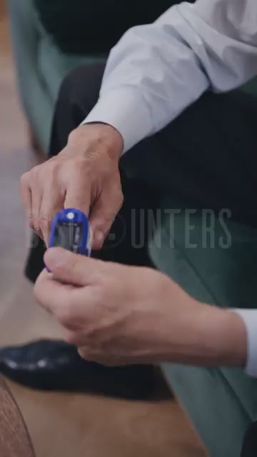 Fingertip Pulse Oximeter LK89 - SpO2 & Heart Rate Monitor with LED Display